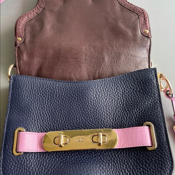 EUC Coach Swagger Colorblock Crossbody - Picture 5 of 7